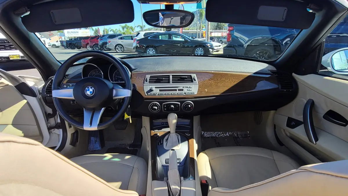 2003 BMW Z4 2.5i