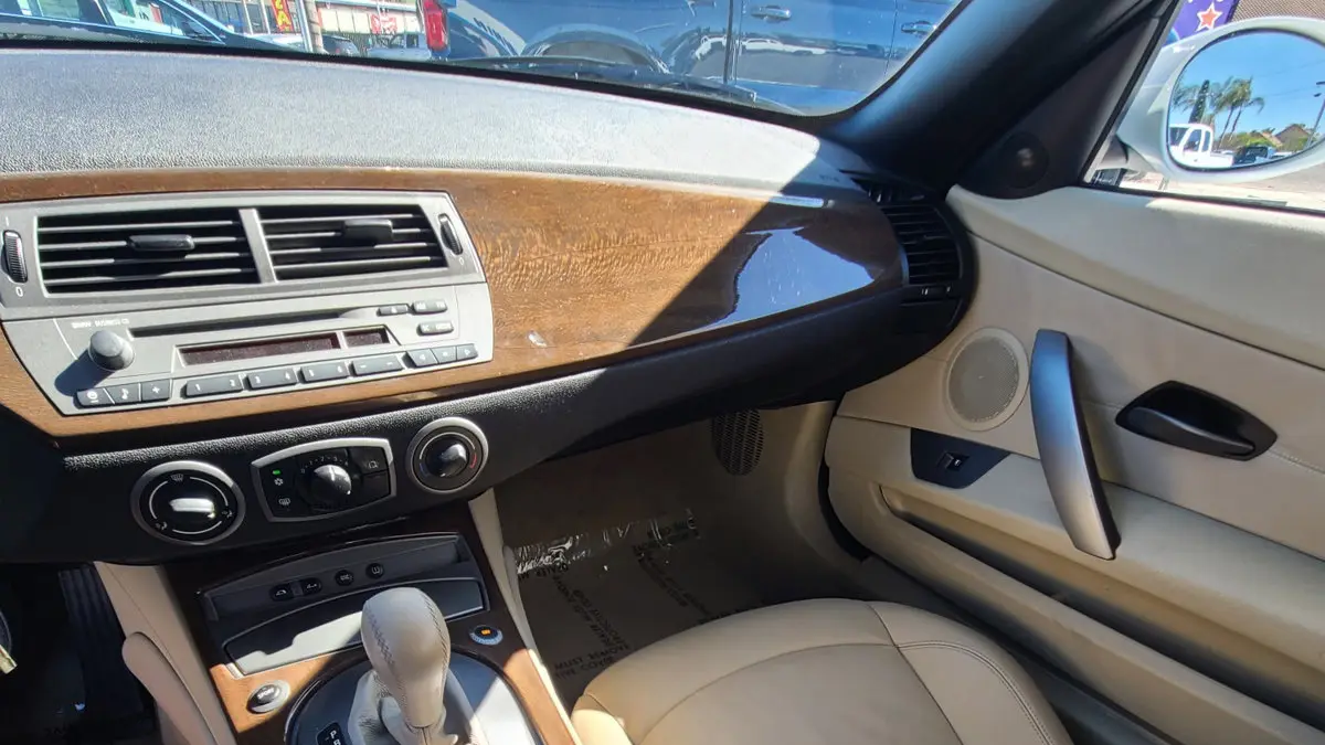 2003 BMW Z4 2.5i