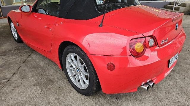 2003 BMW Z4 2.5i