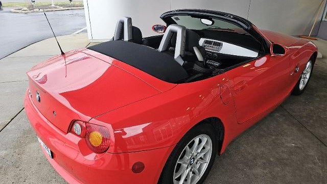 2003 BMW Z4 2.5i