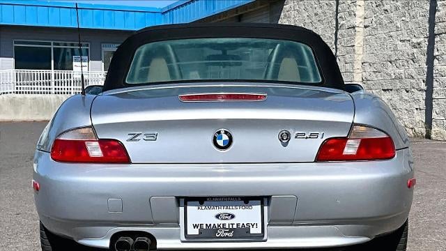 2002 BMW Z3 2.5i