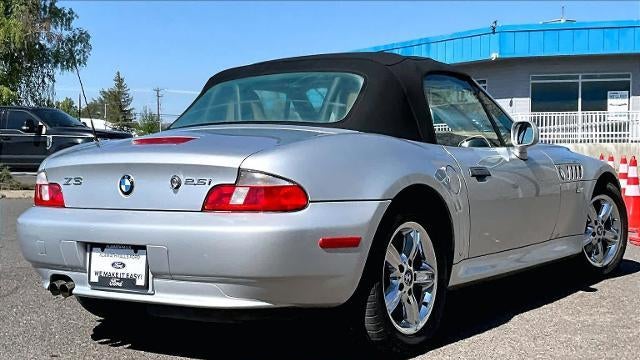 2002 BMW Z3 2.5i