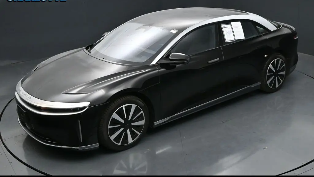 2025 Lucid Air Touring