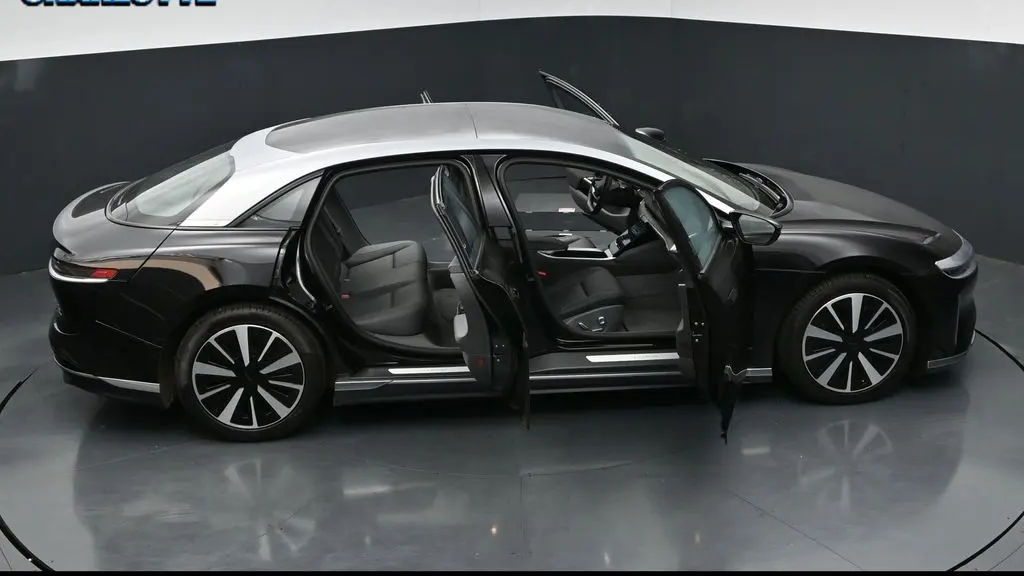 2025 Lucid Air Touring