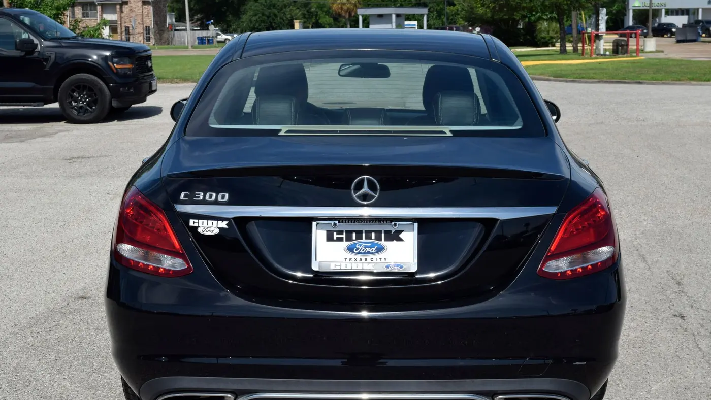 2015 Mercedes-Benz C-Class C 300