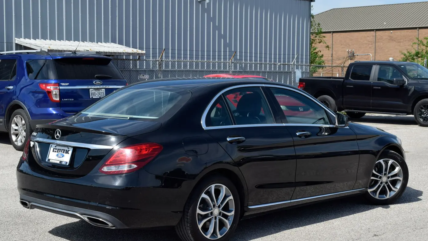 2015 Mercedes-Benz C-Class C 300