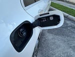 2016 C-Class Thumbnail 34