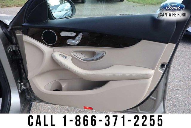 2019 Mercedes-Benz C-Class - $18,874