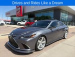 2019 ES 300h Thumbnail 1
