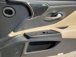 2019 ES 300h Thumbnail 14