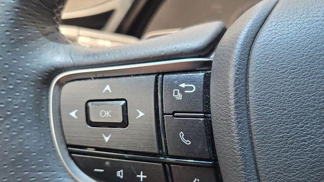 2024 Lexus ES 300h F SPORT Handling