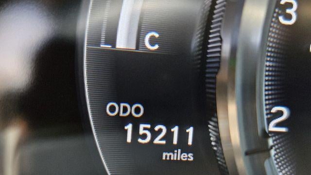 2024 Lexus ES 300h F SPORT Handling