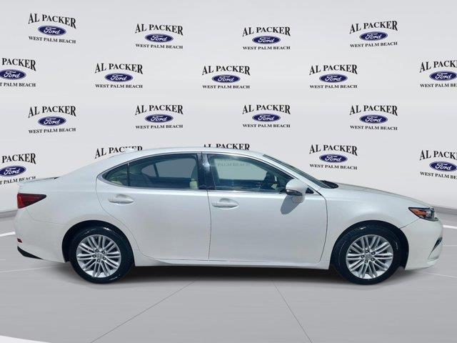 2017 Lexus ES - $25,200