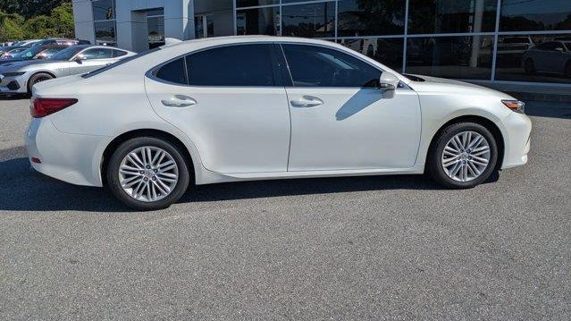 2017 Lexus ES 350 Base
