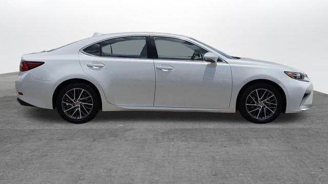 2017 Lexus ES 350 Base
