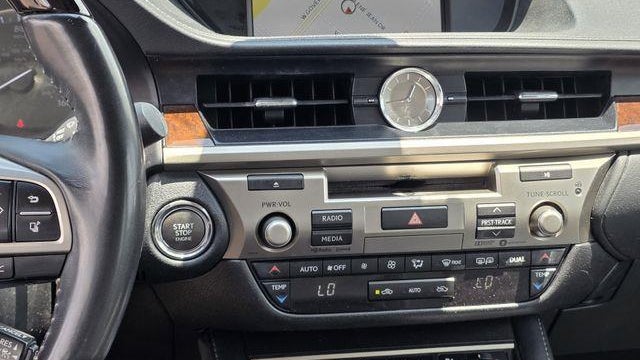 2017 Lexus ES 350 Base