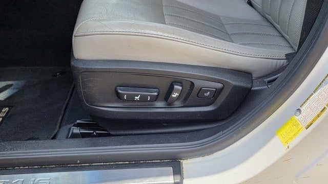 2017 Lexus ES 350 Base