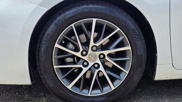 2017 Lexus ES 350 Base