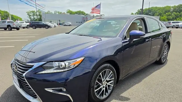 2016 Lexus ES 350 Base