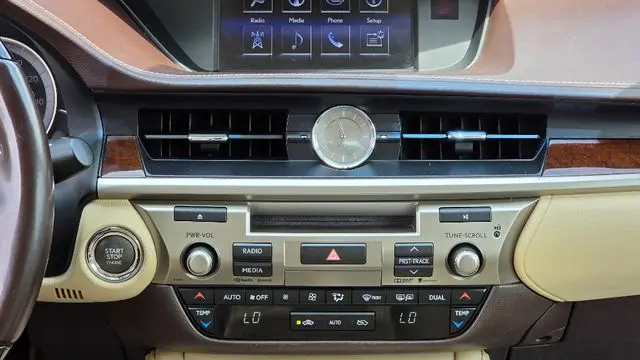 2016 Lexus ES 350 Base