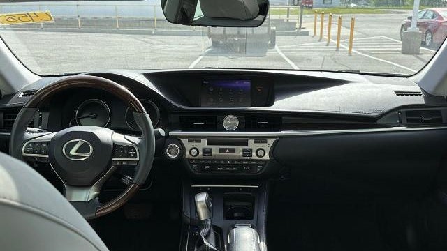 2018 Lexus ES 350 Base