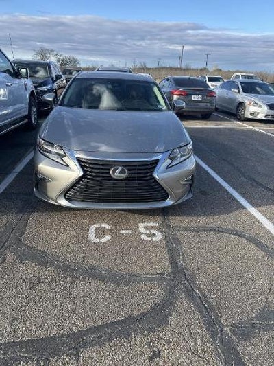 Photo of a 2017 Lexus ES 350 4DR Sedan for sale