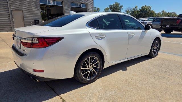2018 Lexus ES - $21,601