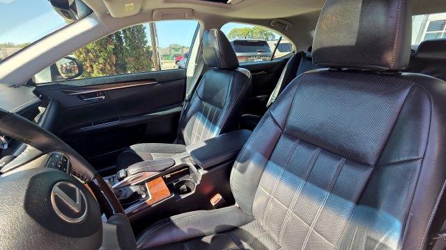 2018 Lexus ES - $21,601
