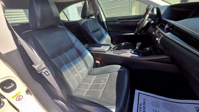 2018 Lexus ES - $21,601