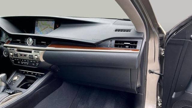 2017 Lexus ES 350 Base