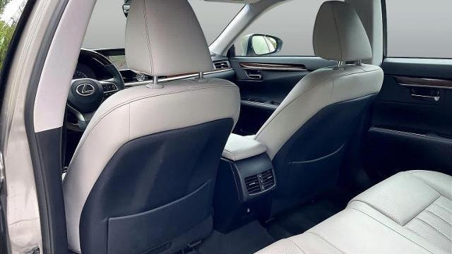 2017 Lexus ES 350 Base