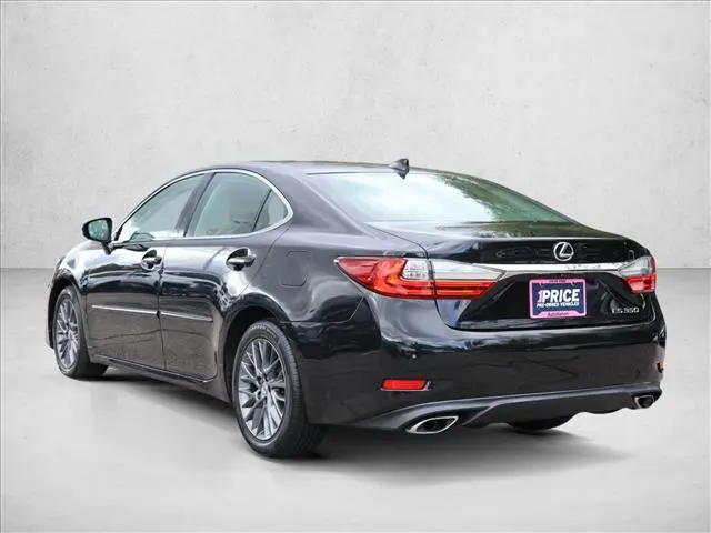 2018 Lexus ES - $22,999