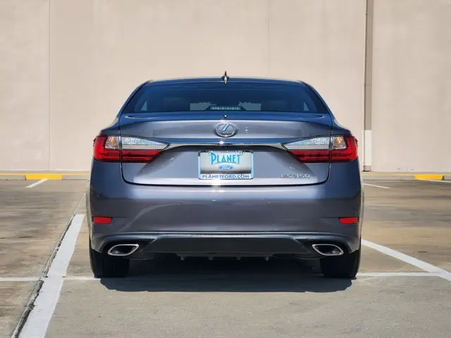 2016 Lexus ES - $19,474