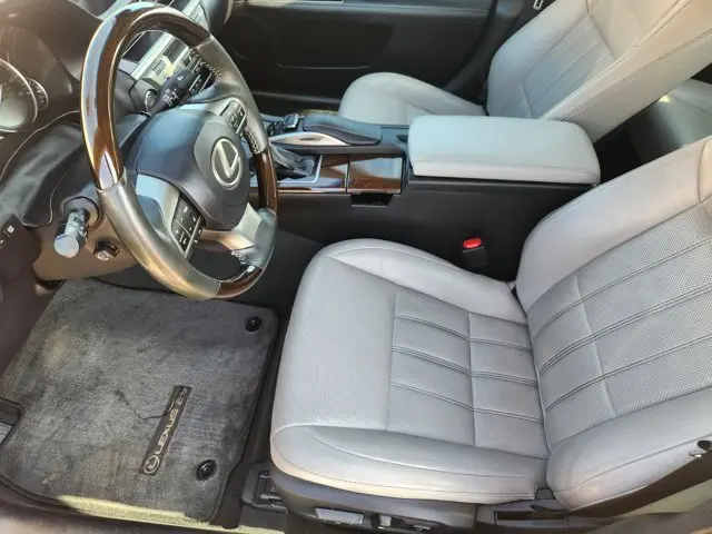2016 Lexus ES - $19,474