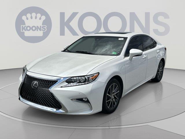 2017 Lexus ES - $24,005