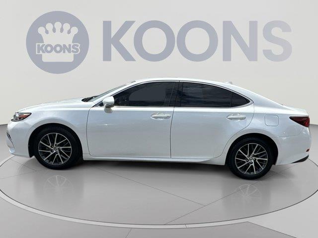 2017 Lexus ES - $24,005