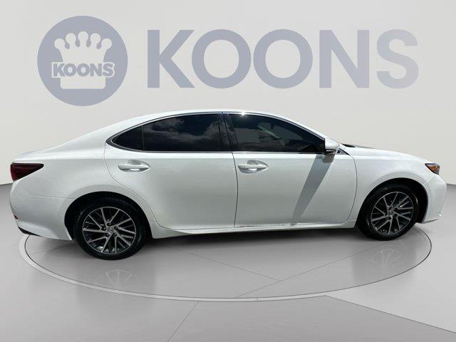 2017 Lexus ES - $24,005