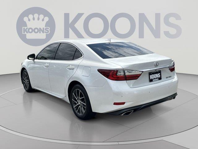 2017 Lexus ES - $24,005