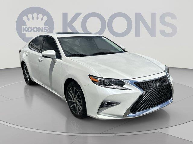 2017 Lexus ES - $24,005