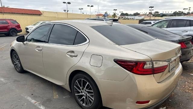 2017 Lexus ES 350 Base
