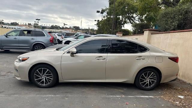 2017 Lexus ES 350 Base