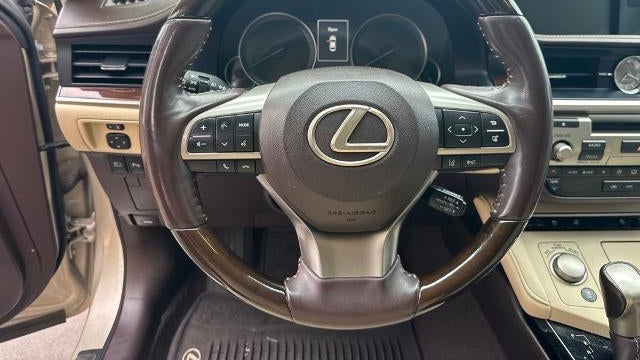 2017 Lexus ES 350 Base