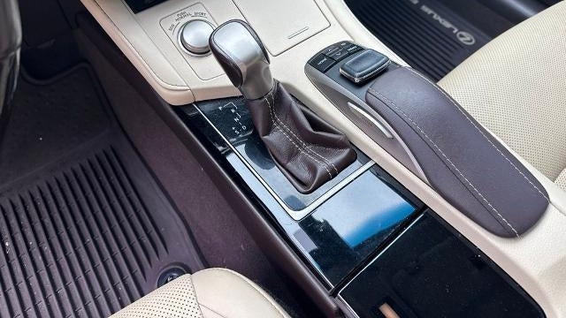 2017 Lexus ES 350 Base