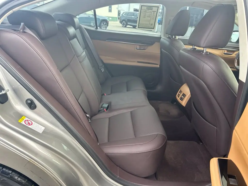 2018 Lexus ES - $24,683
