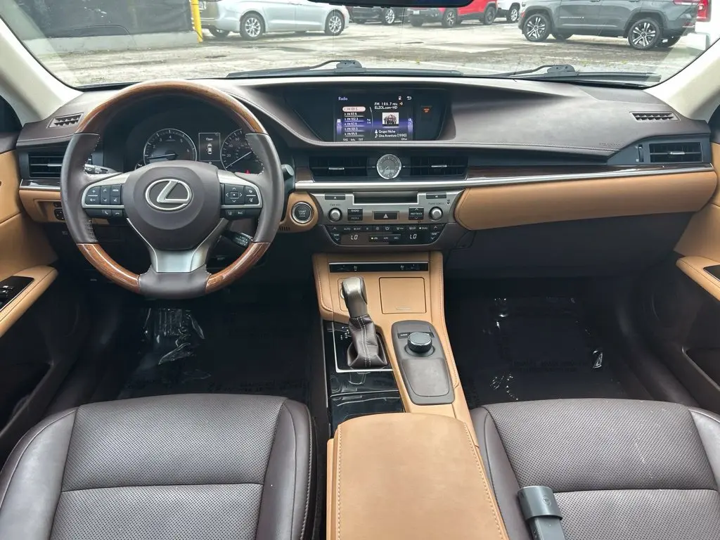 2018 Lexus ES - $24,683