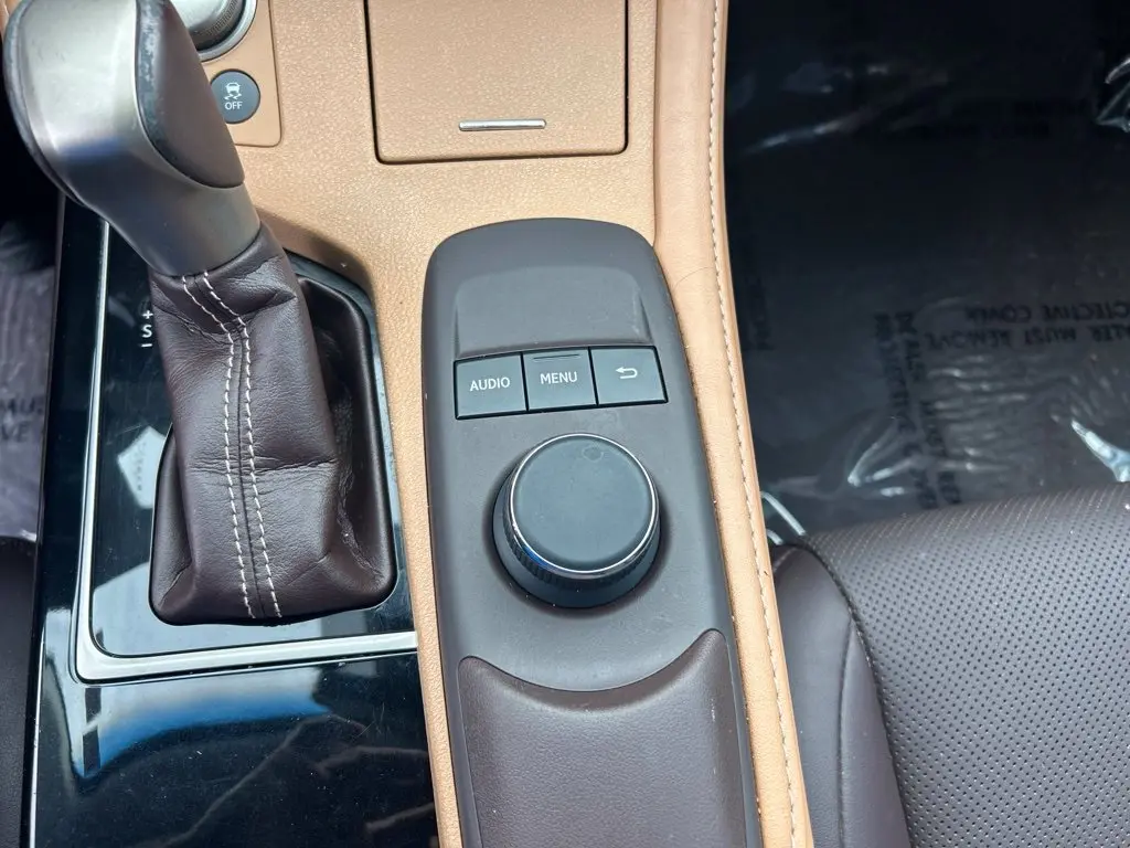 2018 Lexus ES - $24,683