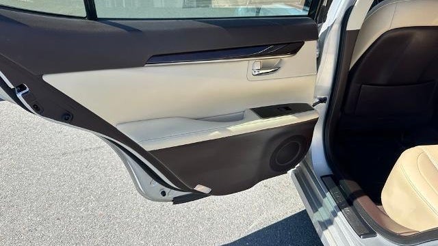 2017 Lexus ES 350 Base