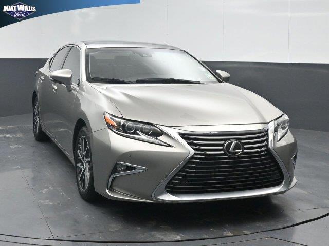 2017 Lexus ES