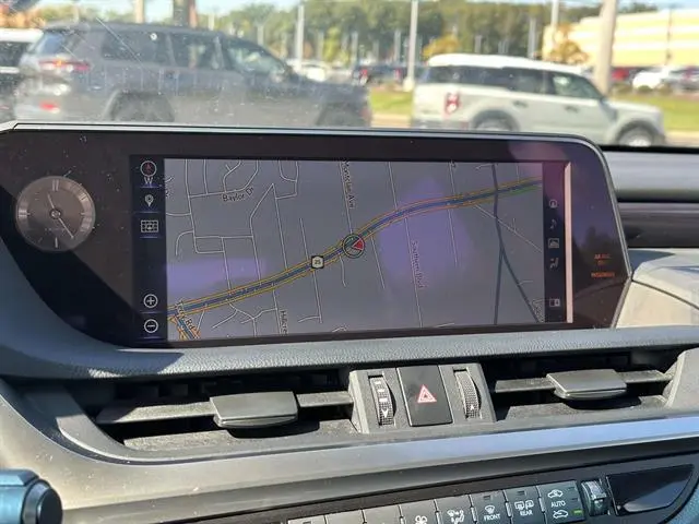2019 Lexus ES - $24,995