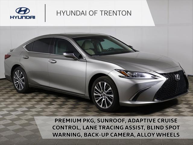 2019 Lexus ES